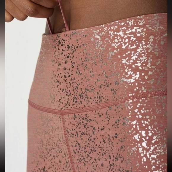 Sweaty Betty Disco Metallic Leggings Size XXS Red Pink Terrazzo Foil Full Length - Picture 2 of 9